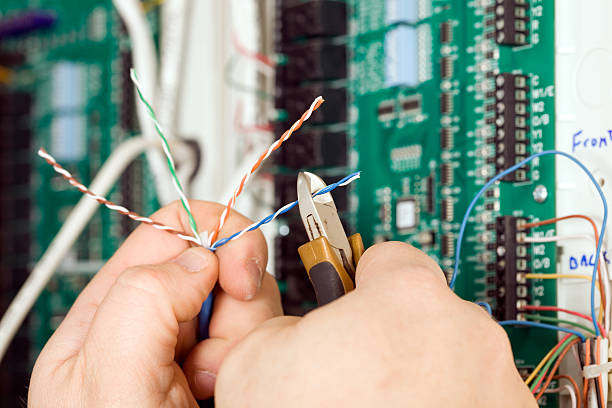 Best Electrical Troubleshooting and Repair  in Charleston, MS